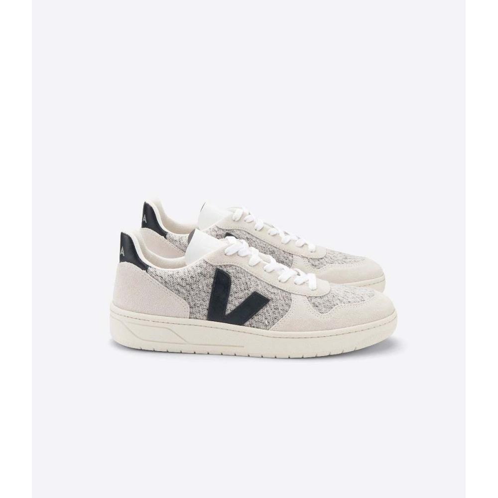 Men\'s Veja V-10 FLANNEL Sneakers White/Black | ZA 334JPQ